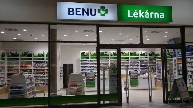 Most, OC Albert, Velebudická