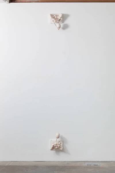 José Rojas, Fracking, 2014, Vilma Gold, London, installation view. ‘FRACKING’
, José Rojas