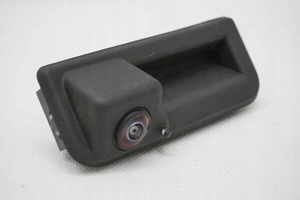 VW AUDI SKODA COUVACÍ KAMERA UPEVNĚNÍ 5E3827566A
