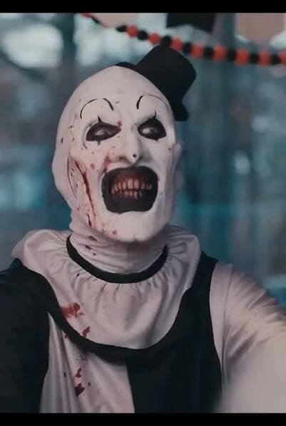 Happy Halloween.. ( Terrifier 2 )