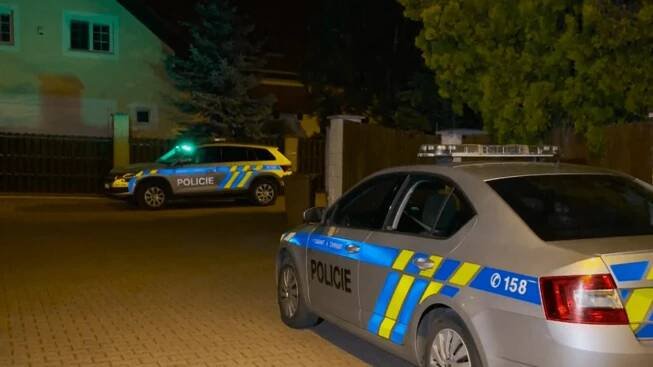Pobodání v Dolních Chabrech, po kterém hledali 14letého chlapce: Policie řeší, co dál