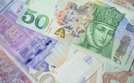 Jak a čím platit v Gruzii – místní měna, výběry z bankomatů a ceny