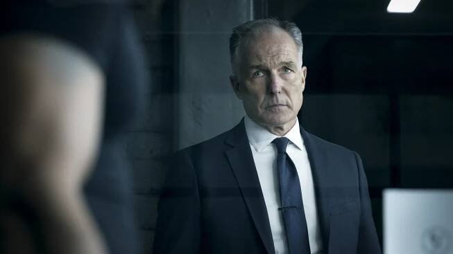 Zbrojnice - U-Turn - Z filmu - Patrick St. Esprit