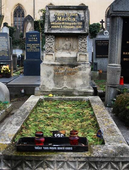 Soubor:Karel Hynek Macha grave 479.jpg