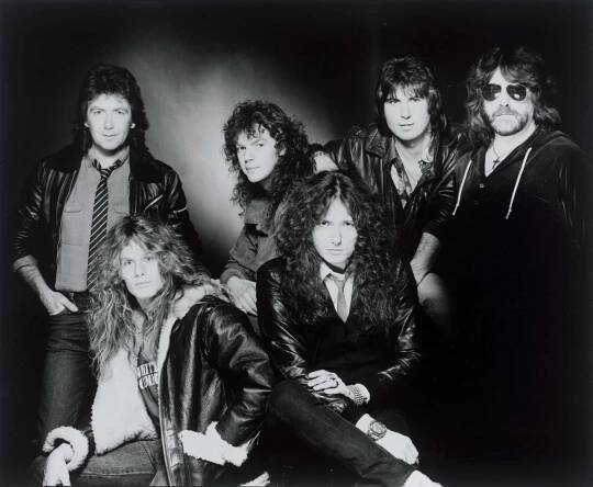Soubor:Whitesnake 1984 Promo 2.jpg – Wikipedie