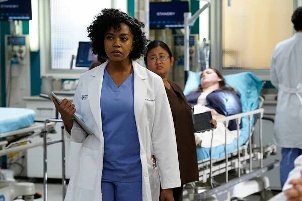 Chirurgové - Maminka se snažila - Z filmu - Jerrika Hinton