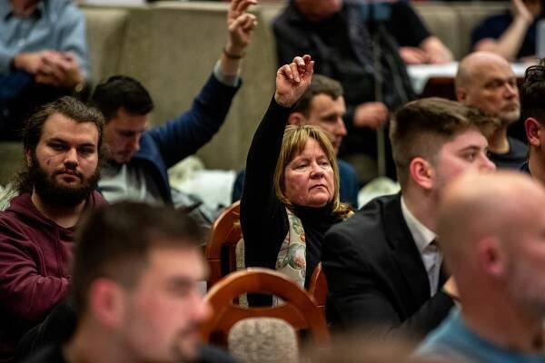 Rakušan v Havířově zakončil své turné debat, ty teď převezmou Nerudová a Farský