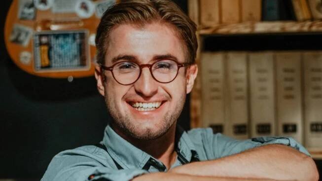 Šoumen,  muzikant,  zpěvák a písničkář Michal Horák | foto: Anna Bartolotti