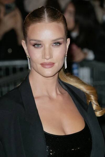 Rosie Huntington-Whiteley