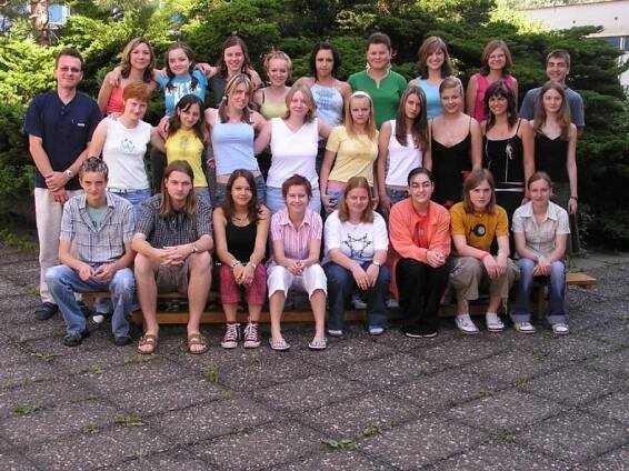 Gymnázium a Střední odborná škola dr. Václava Šmejkala, Ústí nad Labem, p. o. :: Třídní fotografie 2005/2006 - čtyřleté