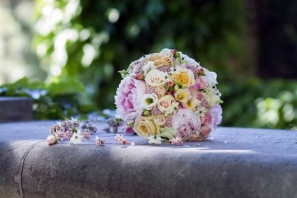 Inspirativní fotogalerie svatebních kytic skutečných nevěst