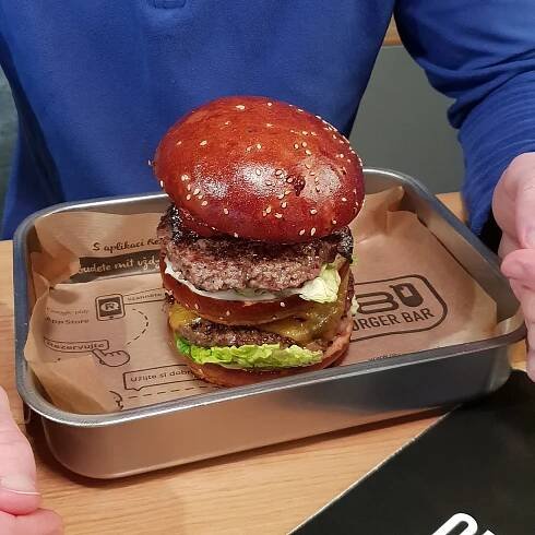 Q BURGER BAR, Jablonec nad Nisou - Restaurant Reviews, Photos & Phone Number - Tripadvisor
