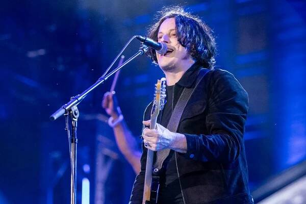 Review: Jack White's Free Surprise Untitled New Album Really Kicks Ass