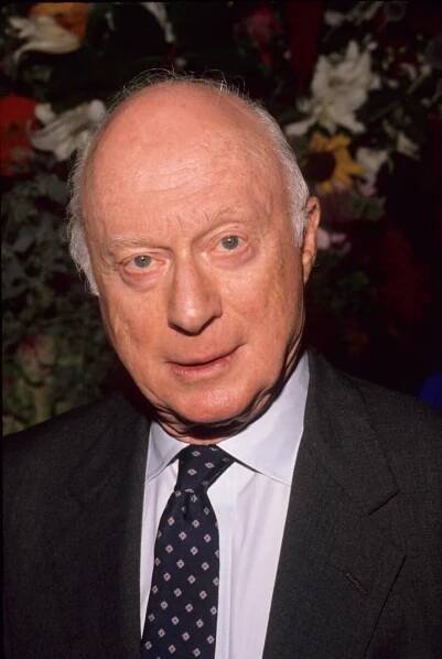  Norman Lloyd