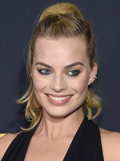 Margot Robbie attends the "Whiskey Tango Foxtrot" world premiere - Arrivals at AMC Loews Lincoln Square 13 theater on March 1, 2016 in New York City
