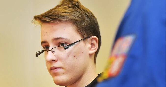 Vraždu své kamarádky Terezy dopředu plánoval, rozhodl soud. Mladíkovi uložil trest 18 let vězení