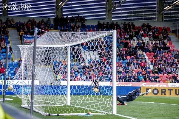 FC Viktoria Plzeň – FK Dukla Praha 4:0 | Daniel Ulrich - Sportovní fotograf Plzeň
