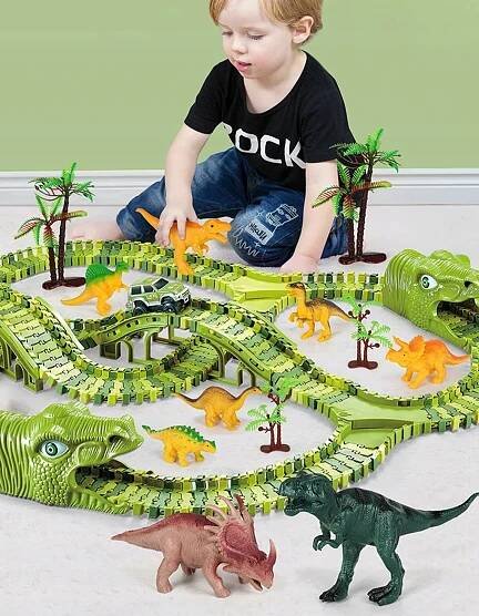 MEGA ZÁVODNÍ DRÁHA XXXL DINOSAURUS DINO PARK 260el. MAGIC TRACK KONSTRUKČNÍ EAN (GTIN) 5903357604363