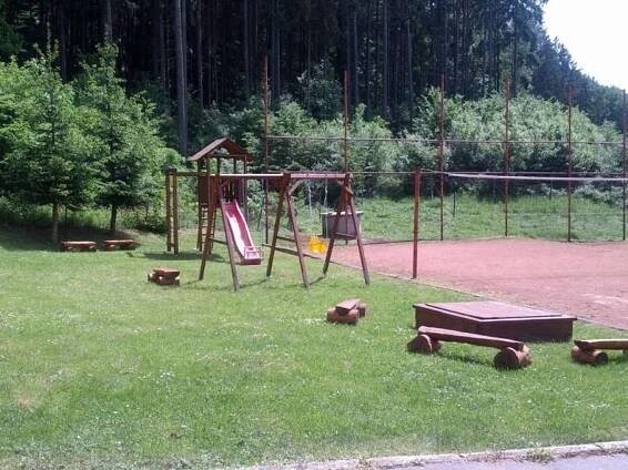 Nejlepší kempy Chřiby | eKempy.cz > autokempy, apartmány, bungalovy, mobilní domy, chatky, ubytování v ČR