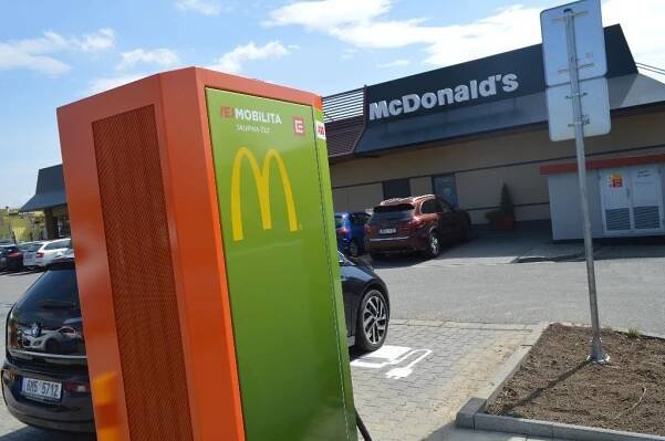 20190417-urds-mcdonalds-olomouc-4.jpg
