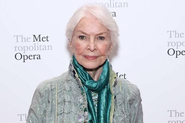 Ellen Burstyn Says She's 'Busier' Now Than Ever in Her Career: 'I'm 90 and Still Going'