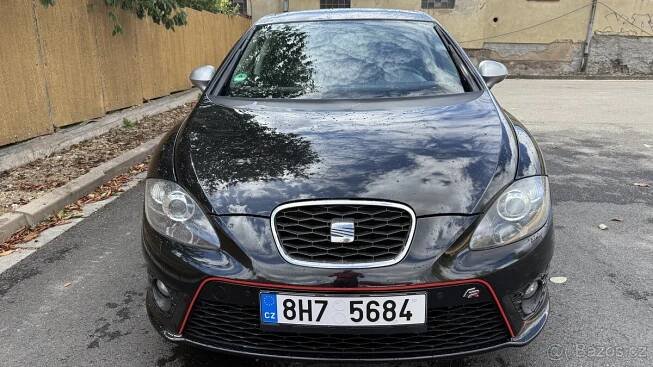 Seat Leon 1.8 TSI Turbo, 2012 – 145.000 km, servisní knížka - 1