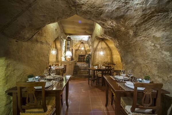 The Restaurant - ANTICA OSTERIA DA DIVO