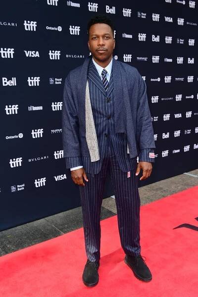 Leslie Odom Jr. wears Kenzo at the "Glass Onion: A Knives Out Mystery" premiere during the Toronto Film Festival 2022.