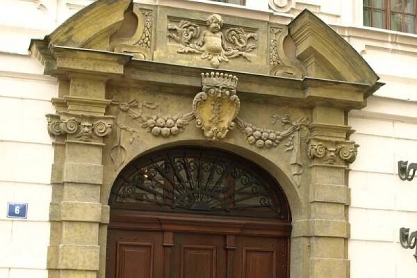Kolovratský palác