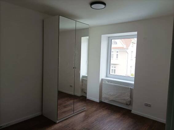 Pronájem bytu 4kk, 100 m2, s terasou i balkónem, v patře BD v Olomouci, ul. Jablonského