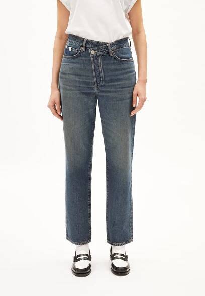 AAIKALA DETAIL Straight Jeans High Waist Organic Cotton Mix