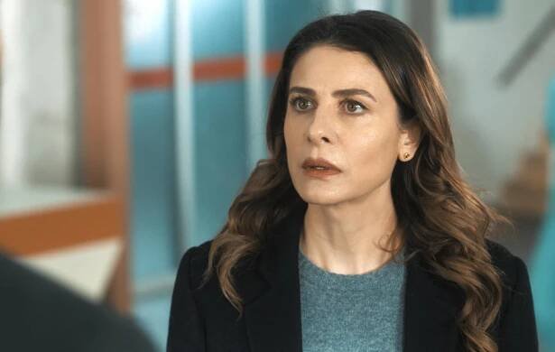 Ben Bu Cihana Sığmazam - Episode 17 - Z filmu - Ebru Özkan Saban