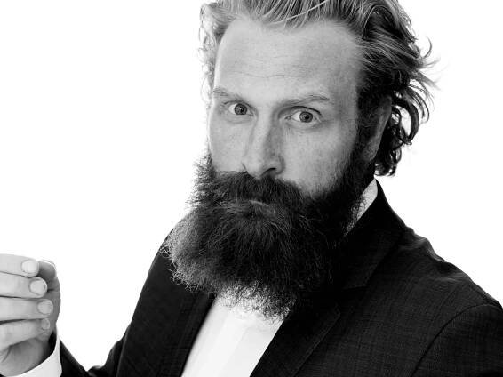 Kristofer Hivju Booking