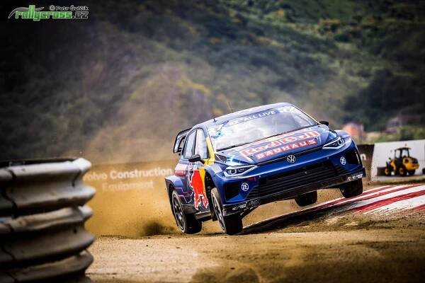 Vítězný vstup | Rallycross.cz