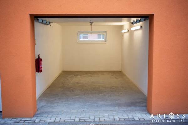 Prodej, garáž, ulice Nad Čertovkou, Blansko, CP-22 m² - Blansko | ARTOSS realitní kancelář, s.r.o.