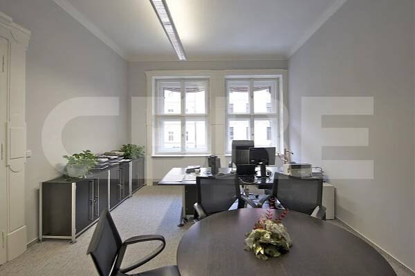 Pronájem servisovaných kanceláří Palác Archa v Praze | CBRE