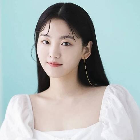 Park Ji Hu 12