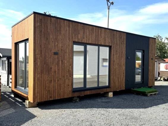 Celoroční mobilní dům Vila Lisabon 8,2 x 3m na klíč, 24,6 m2 - Sotra.cz