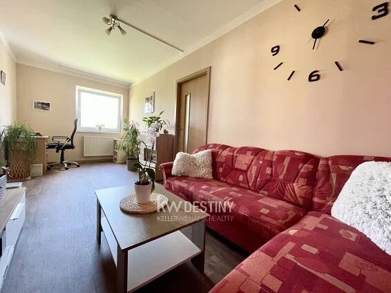 Pronájem bytu 1+1 51 m², Chlumec - Keller Williams