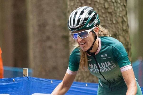 Závod SP kategorie žen elite v cross country horských kol v Novém Městě na Moravě.