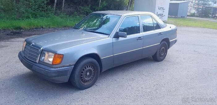 Mercedes w 124 E 230
