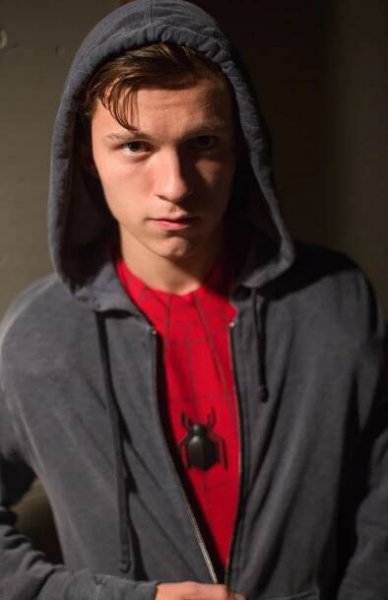 Tom Holland in Spider-Man: Homecoming (2017)