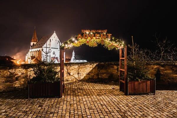 Kouzelný Znojemský advent odstartuje rozsvícením vánočního stromu