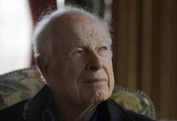 Peter Brook, visionary theater director, dies aged 97