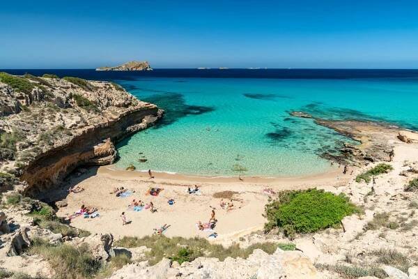 Ibiza, Španielsko – Feel Seasons