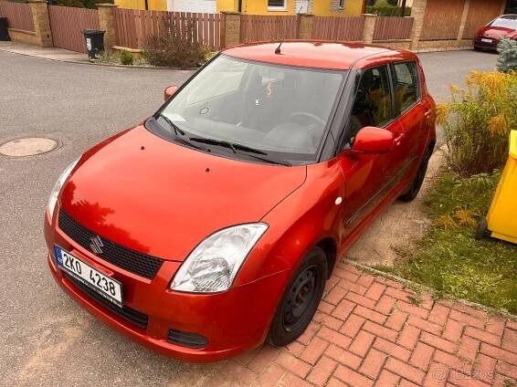 Prodam suzuki swift 1,3 68 kw najeto 84 000 km - Praha - východ