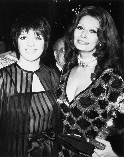 Golden Globe Moment: Liza Minnelli and Sophia Loren, 1977