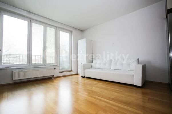 Pronájem bytu 2+kk 54 m², Počernická, Praha, Praha