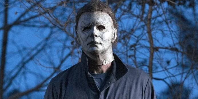 Recenze: Halloween (2018) - maskovaný zabiják Michael Myers je zpátky!