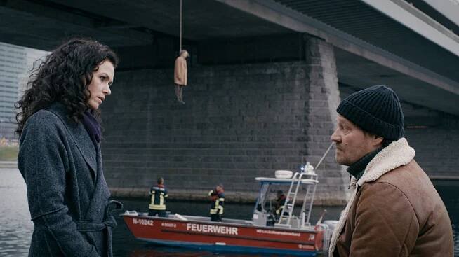 Wiener Blut - Wiener Blut - Z filmu - Melika Foroutan, Harald Windisch